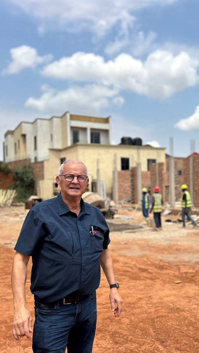 10/2025 - Visiting the construction site